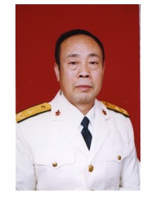 彭彰年