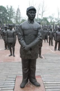 彭雄
